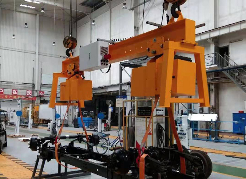 1762909051179631.jpg 翻转机吊装机构.jpg