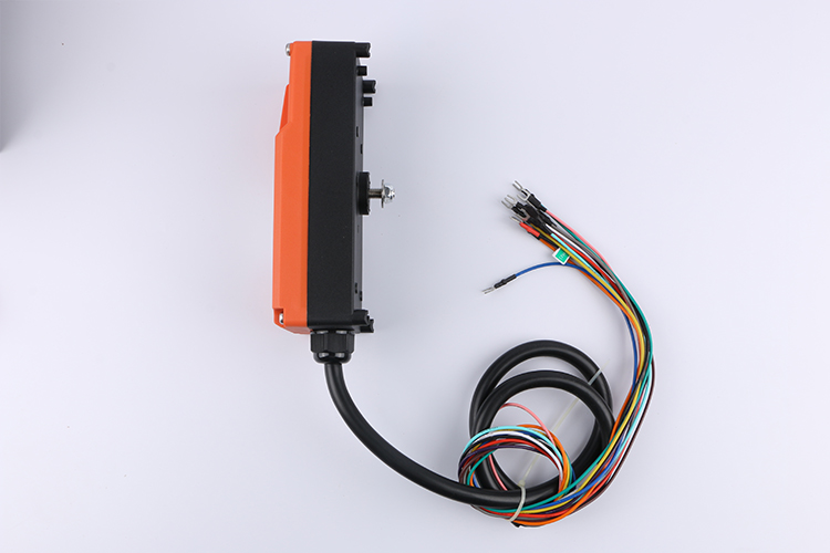 1764998443141640.jpg 202401301705383825.jpg